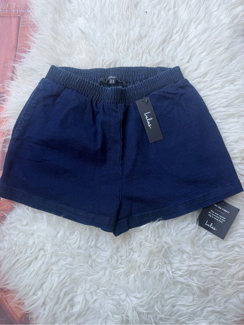 Lulu's Navy Elastic Waist Women's Shorts